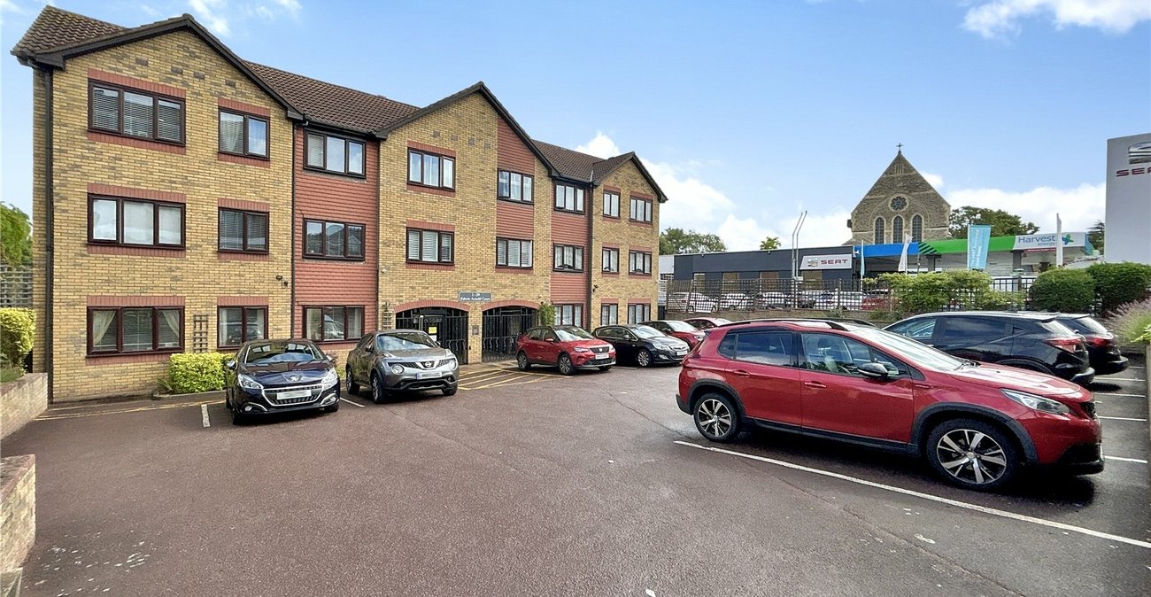 2 bedroom property for sale in Sidcup | Robinson Jackson