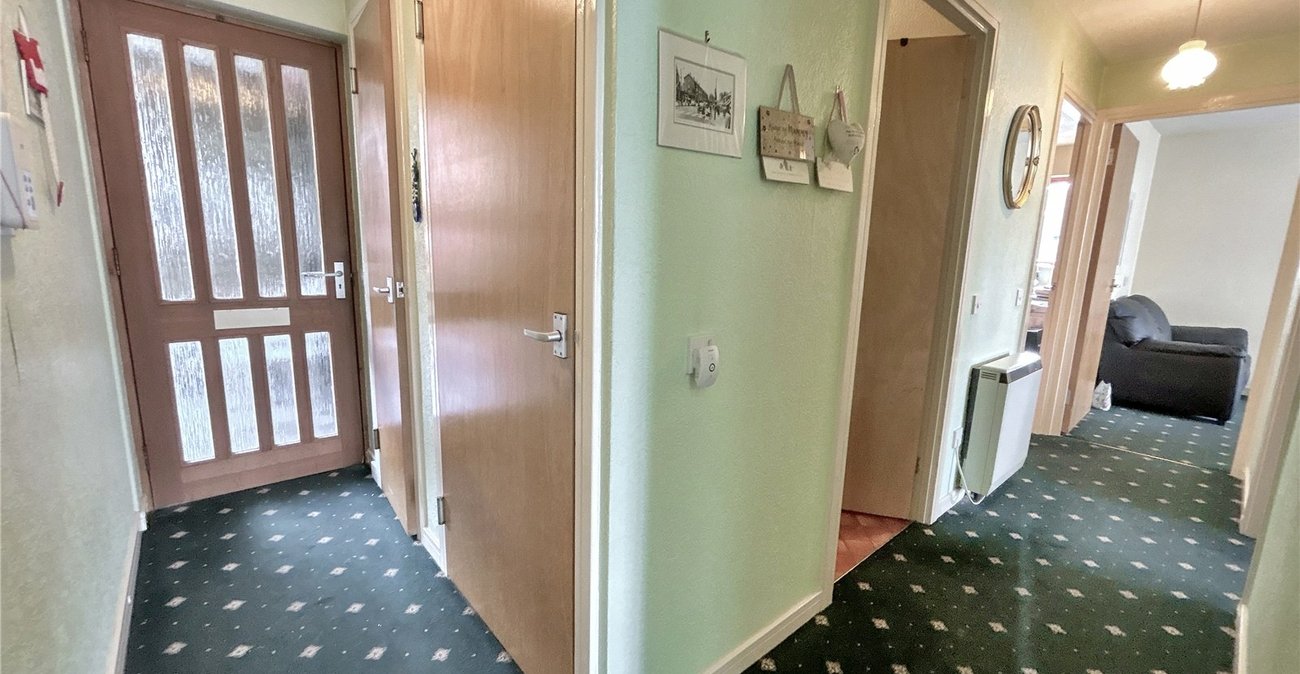 2 bedroom property for sale in Sidcup | Robinson Jackson