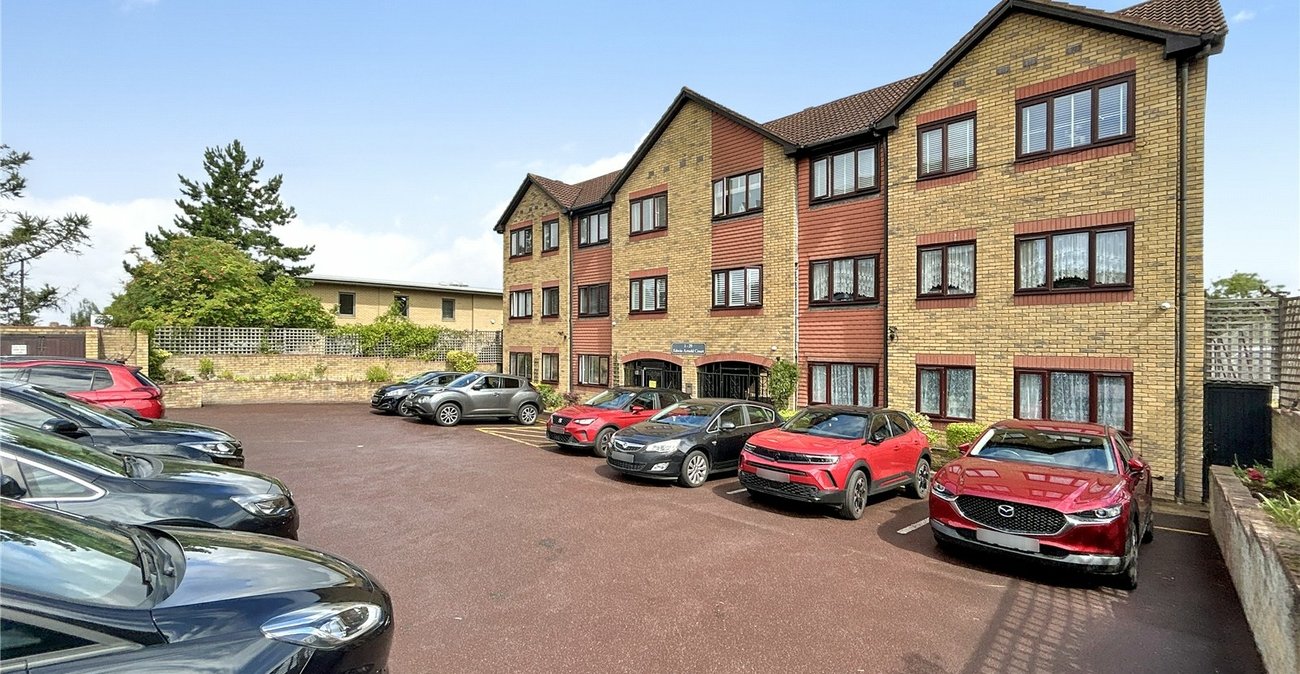 2 bedroom property for sale in Sidcup | Robinson Jackson
