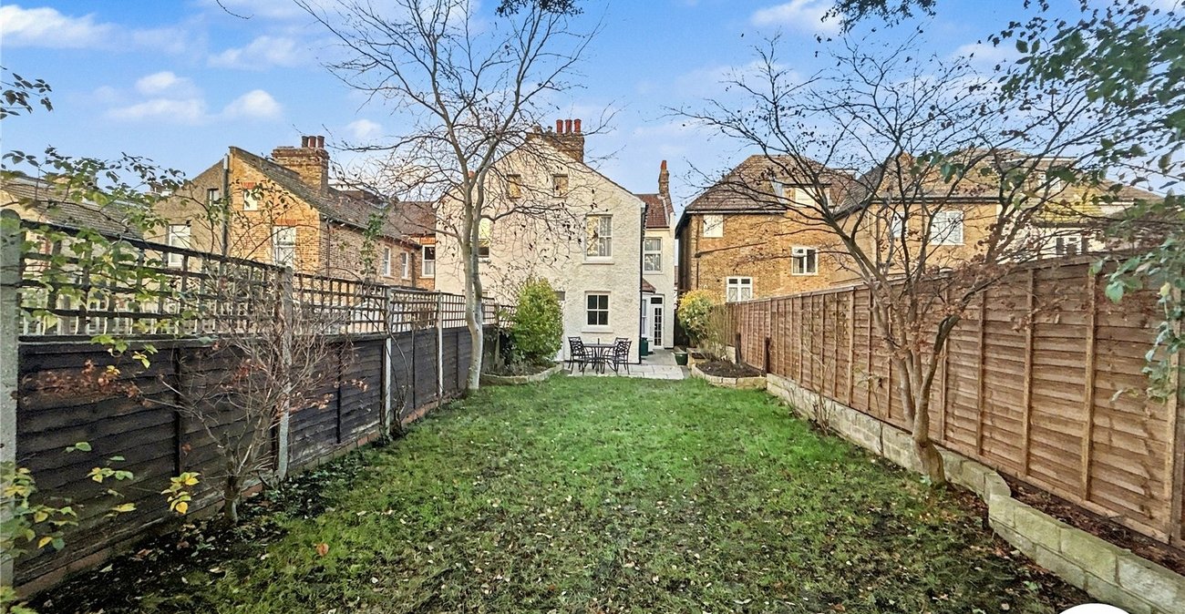 3 bedroom house for sale in Sidcup | Robinson Jackson