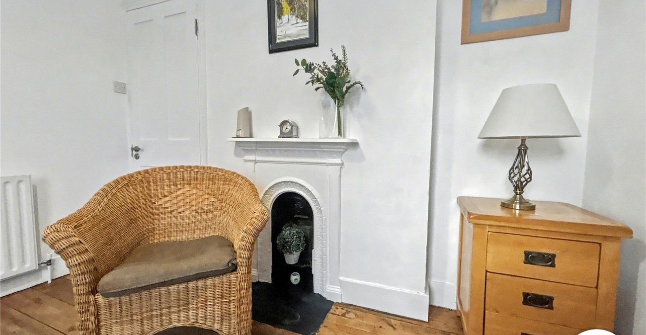 3 bedroom house for sale in Sidcup | Robinson Jackson