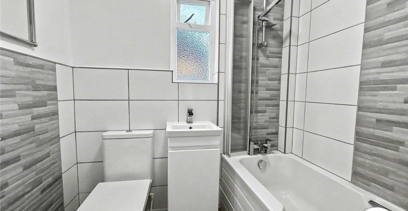 3 bedroom house for sale in Sidcup | Robinson Jackson