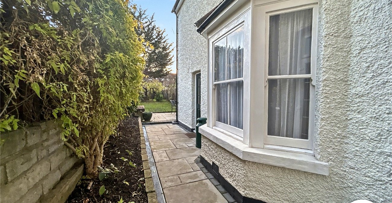 3 bedroom house for sale in Sidcup | Robinson Jackson