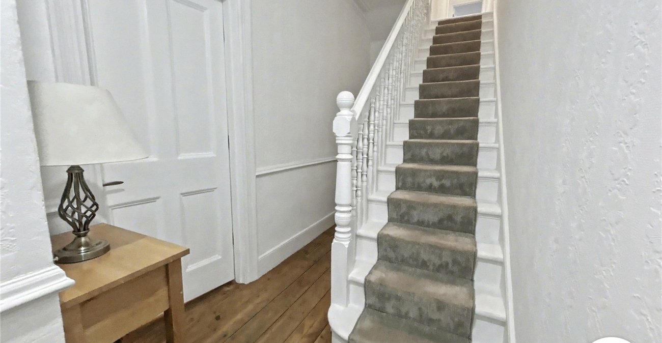 3 bedroom house for sale in Sidcup | Robinson Jackson