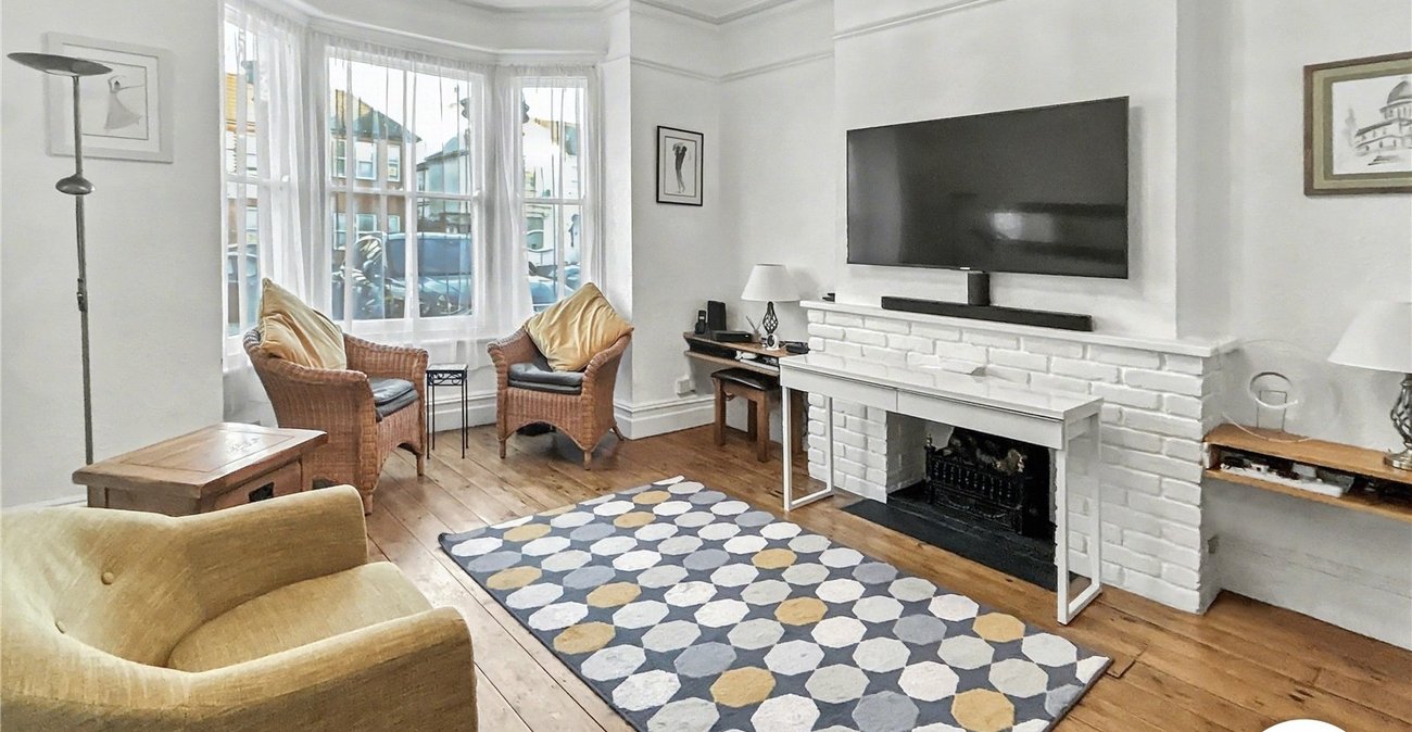 3 bedroom house for sale in Sidcup | Robinson Jackson