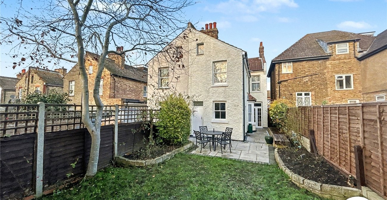 3 bedroom house for sale in Sidcup | Robinson Jackson