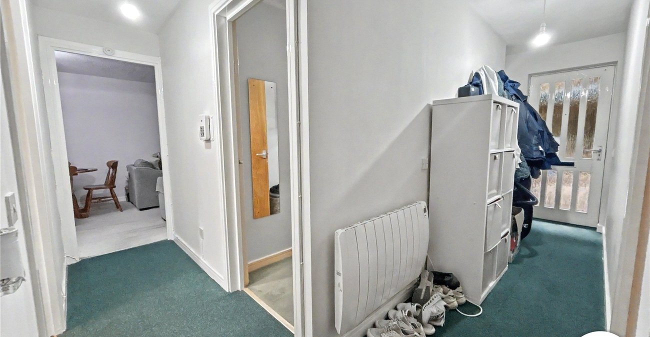 2 bedroom property for sale in Sidcup | Robinson Jackson