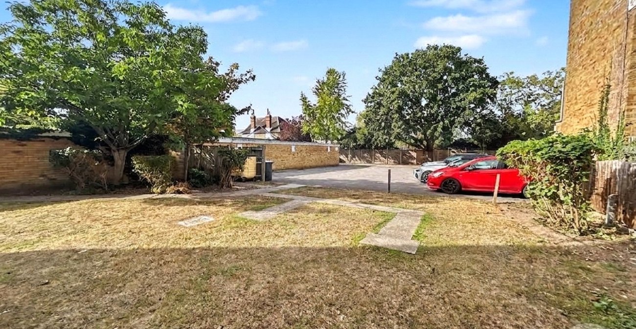 1 bedroom property for sale in Sidcup | Robinson Jackson