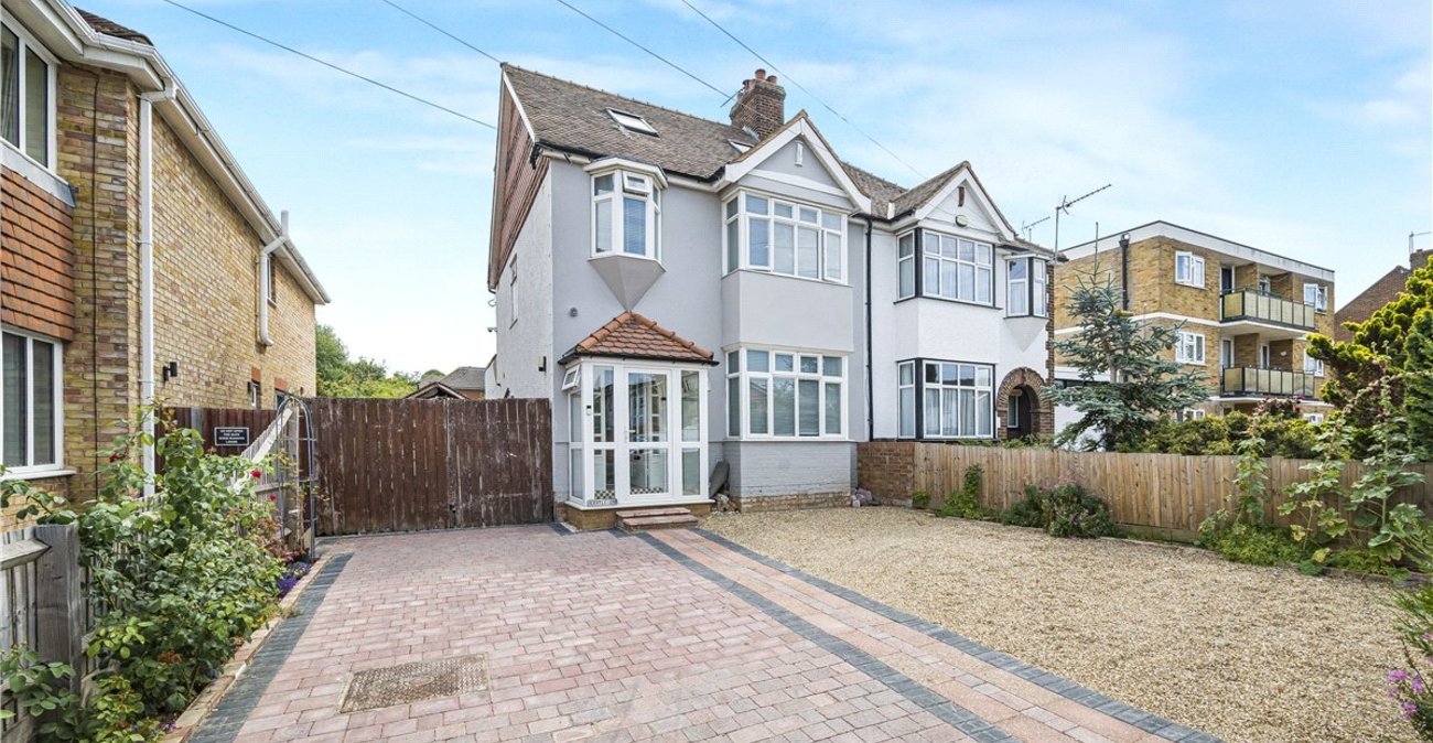 4 bedroom house for sale in St Pauls Cray | Robinson Jackson