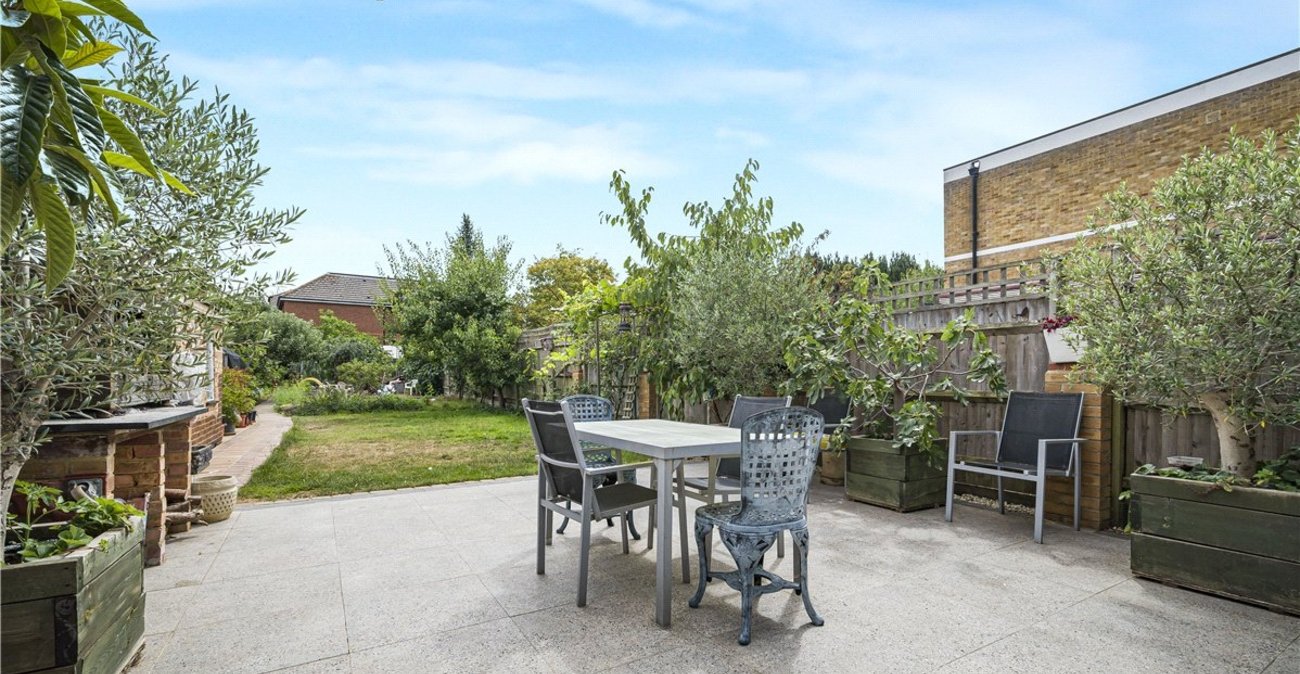 4 bedroom house for sale in St Pauls Cray | Robinson Jackson