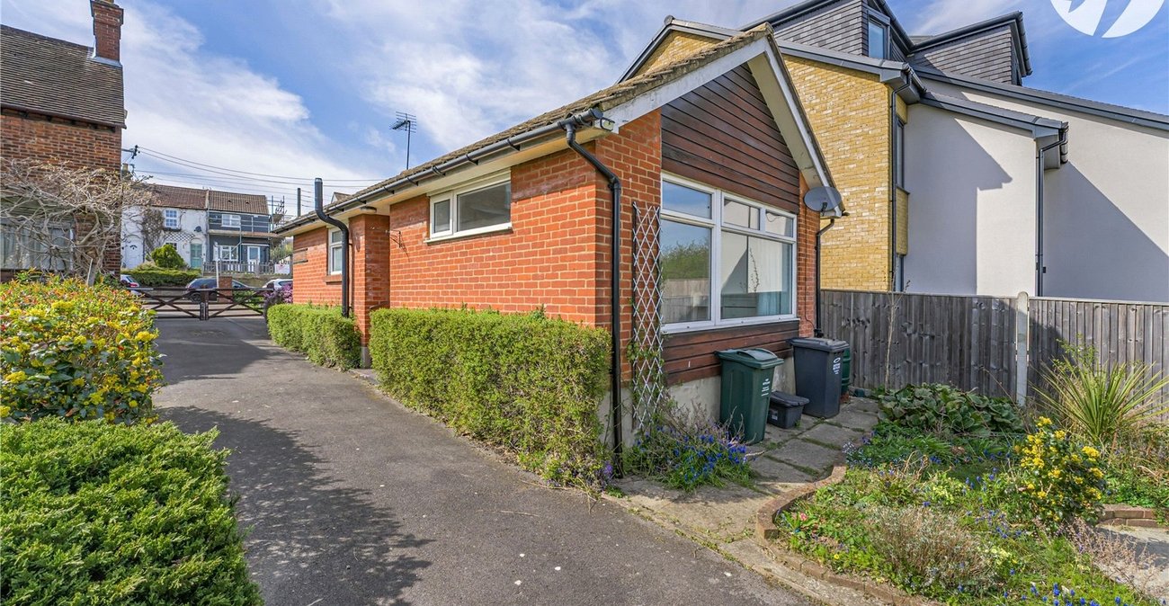 1 bedroom bungalow for sale in Sutton At Hone | Robinson Jackson