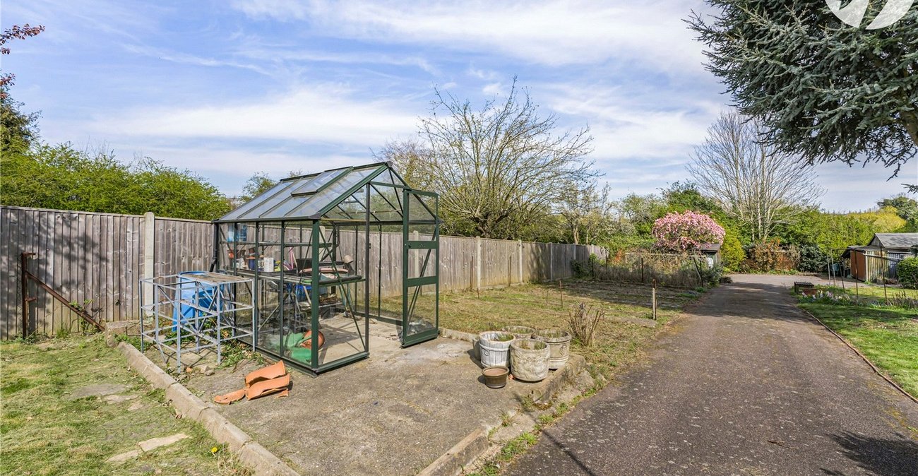 1 bedroom bungalow for sale in Sutton At Hone | Robinson Jackson