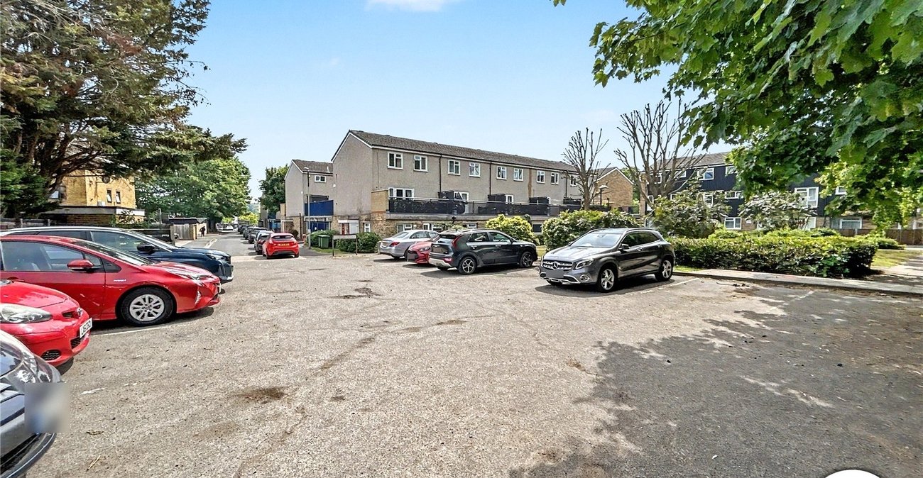 3 bedroom property for sale in Sidcup | Robinson Jackson
