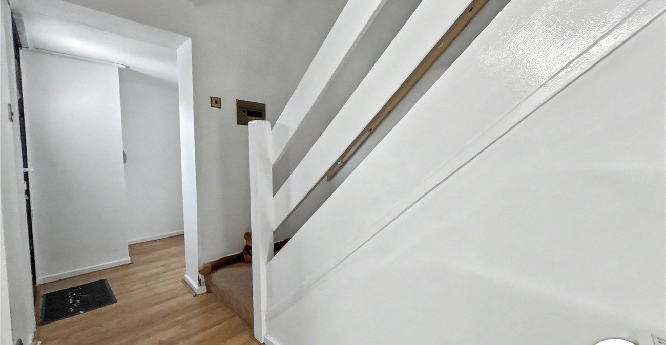 3 bedroom property for sale in Sidcup | Robinson Jackson