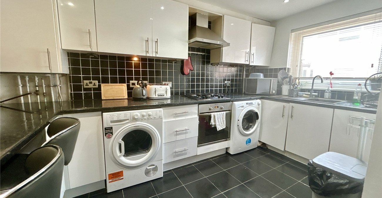 3 bedroom property for sale in Sidcup | Robinson Jackson