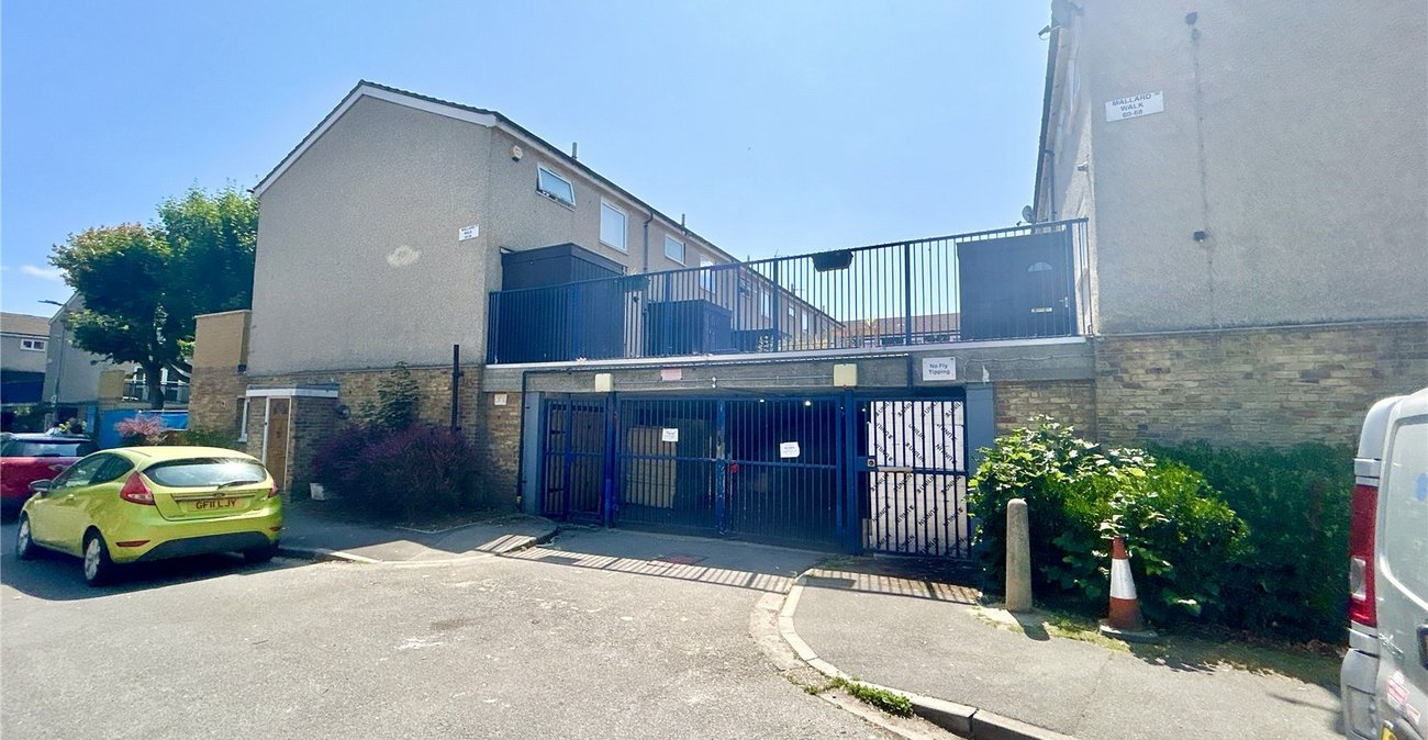 3 bedroom property for sale in Sidcup | Robinson Jackson