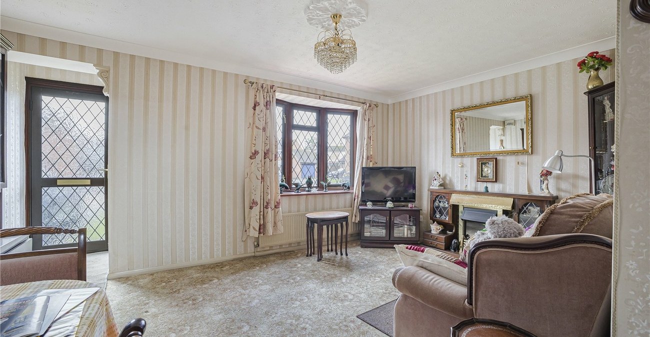 2 bedroom house for sale in Northfleet | Robinson Michael & Jackson