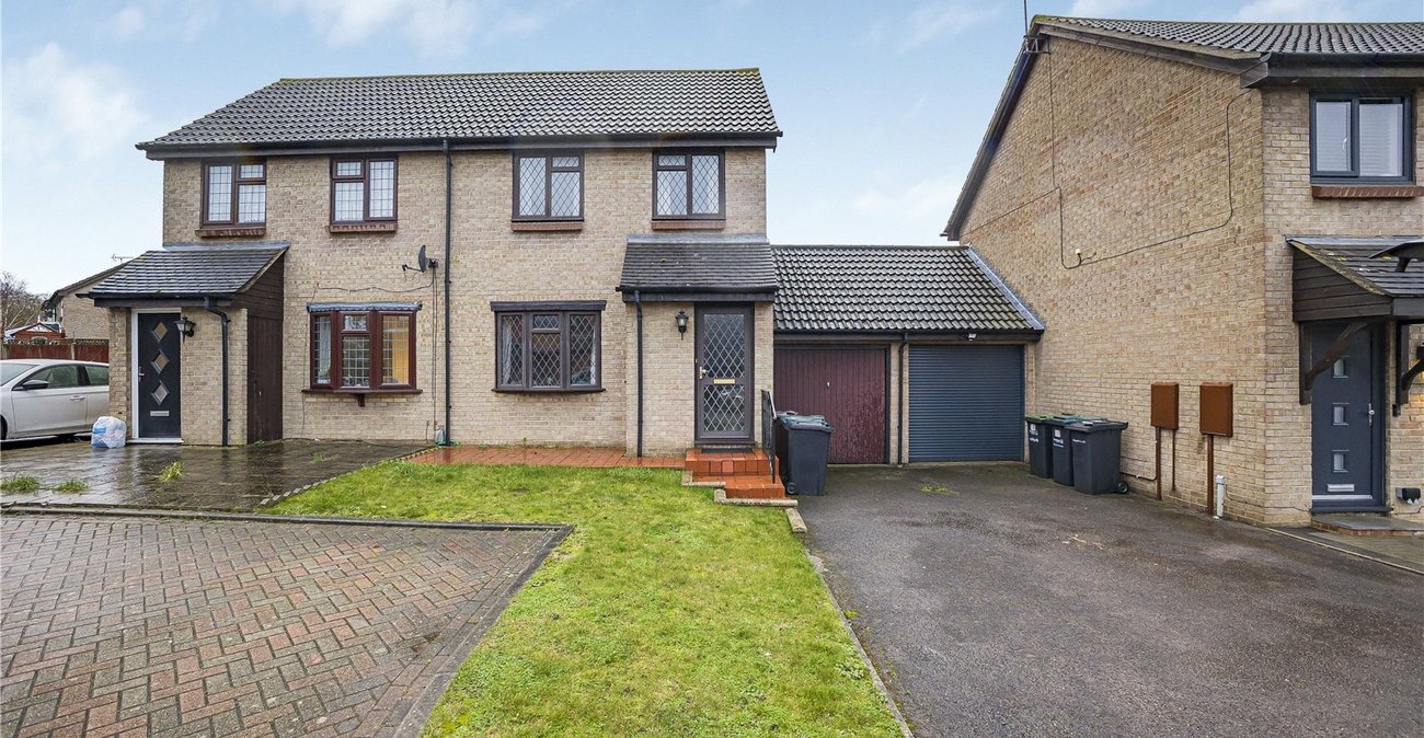 2 bedroom house for sale in Northfleet | Robinson Michael & Jackson