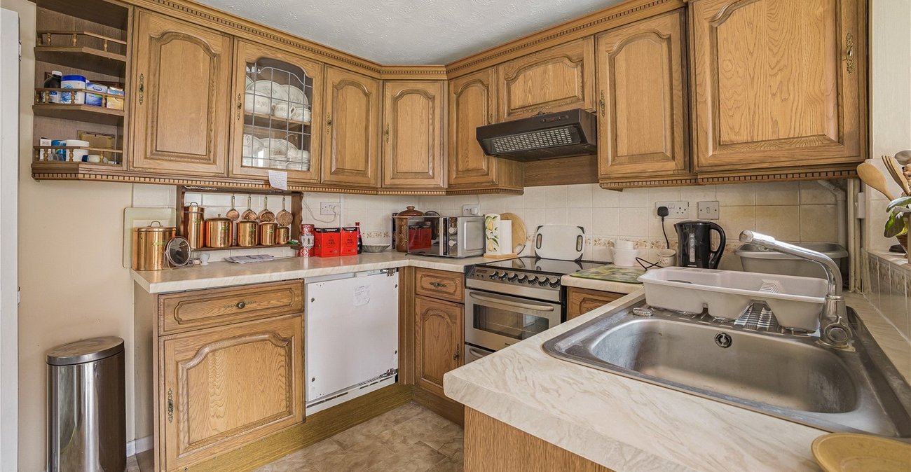 2 bedroom house for sale in Northfleet | Robinson Michael & Jackson