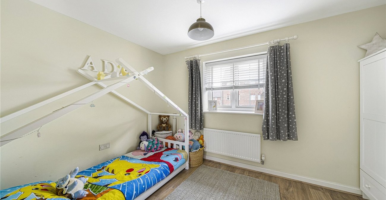 2 bedroom property for sale in Dartford | Robinson Jackson