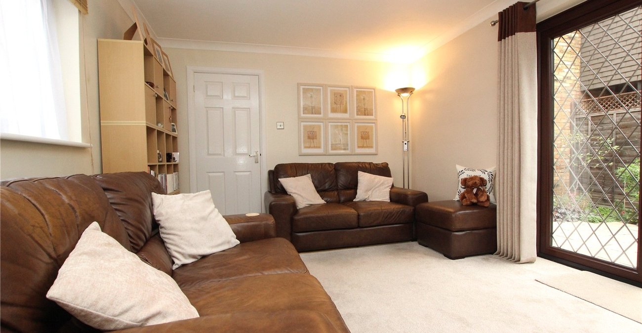 2 bedroom house for sale in Plumstead | Robinson Jackson
