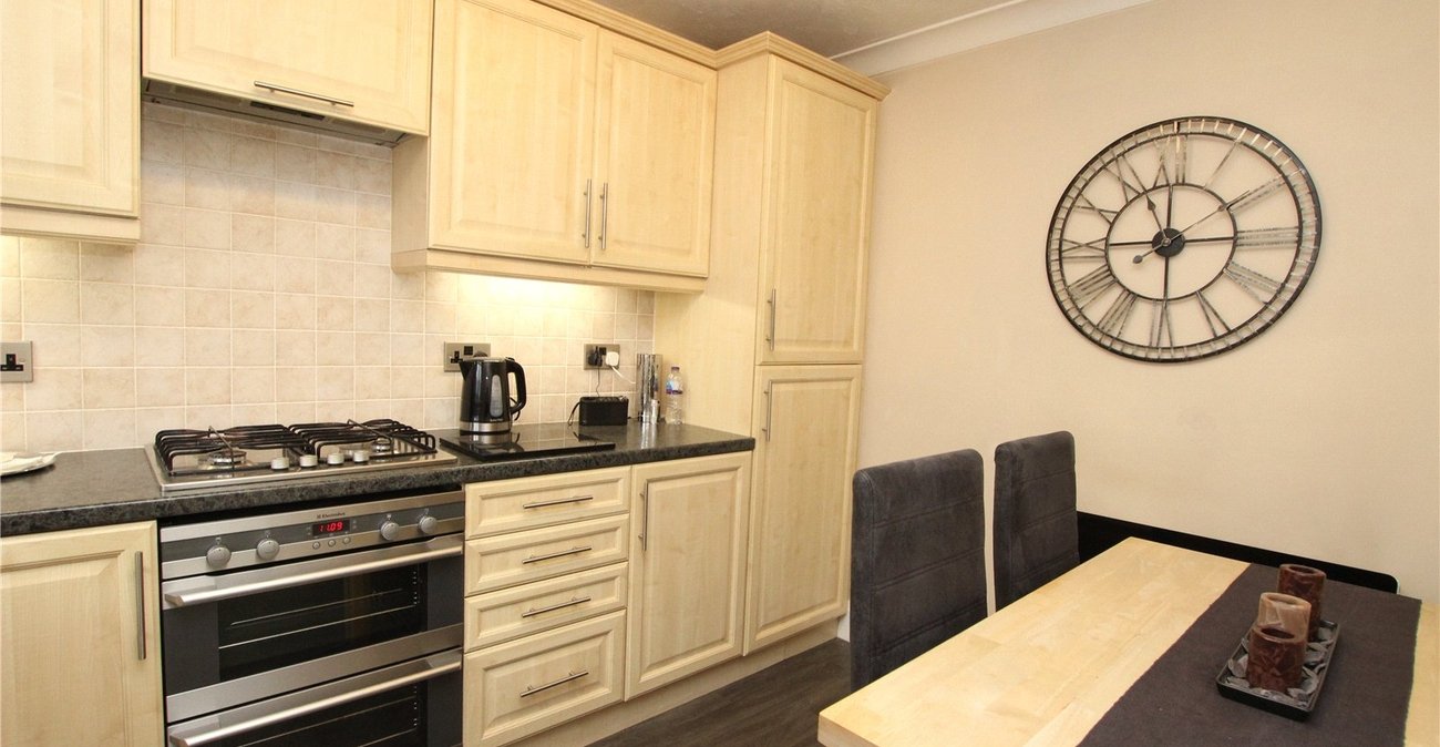 2 bedroom house for sale in Plumstead | Robinson Jackson