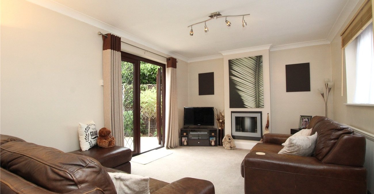 2 bedroom house for sale in Plumstead | Robinson Jackson