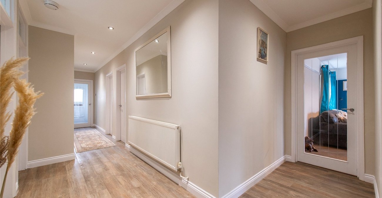 4 bedroom property for sale in Gravesend | Robinson Michael & Jackson