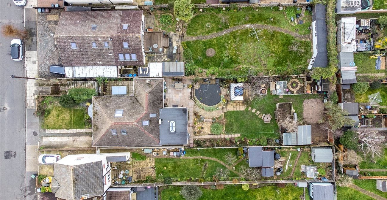 4 bedroom property for sale in Gravesend | Robinson Michael & Jackson