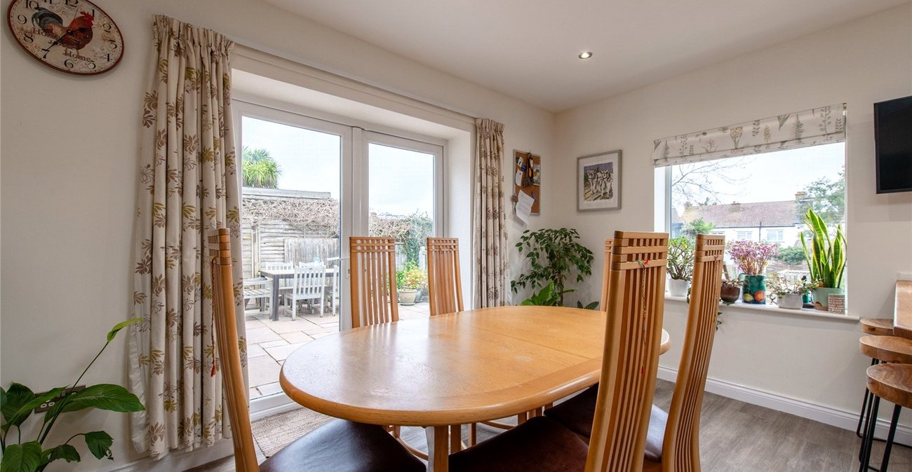 4 bedroom property for sale in Gravesend | Robinson Michael & Jackson