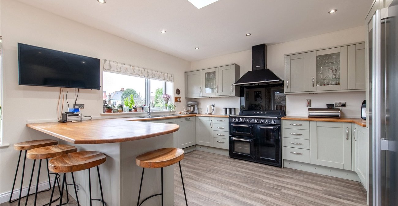 4 bedroom property for sale in Gravesend | Robinson Michael & Jackson