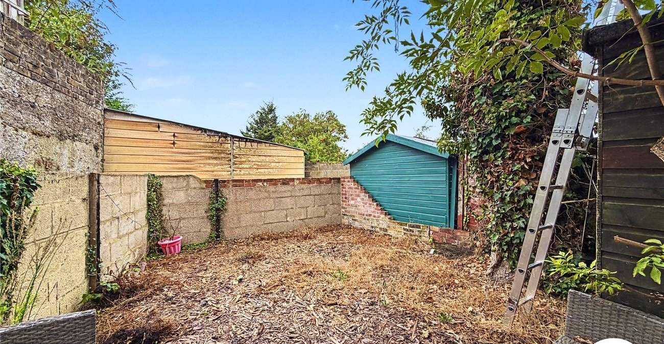 3 bedroom house for sale in Rochester | Robinson Michael & Jackson