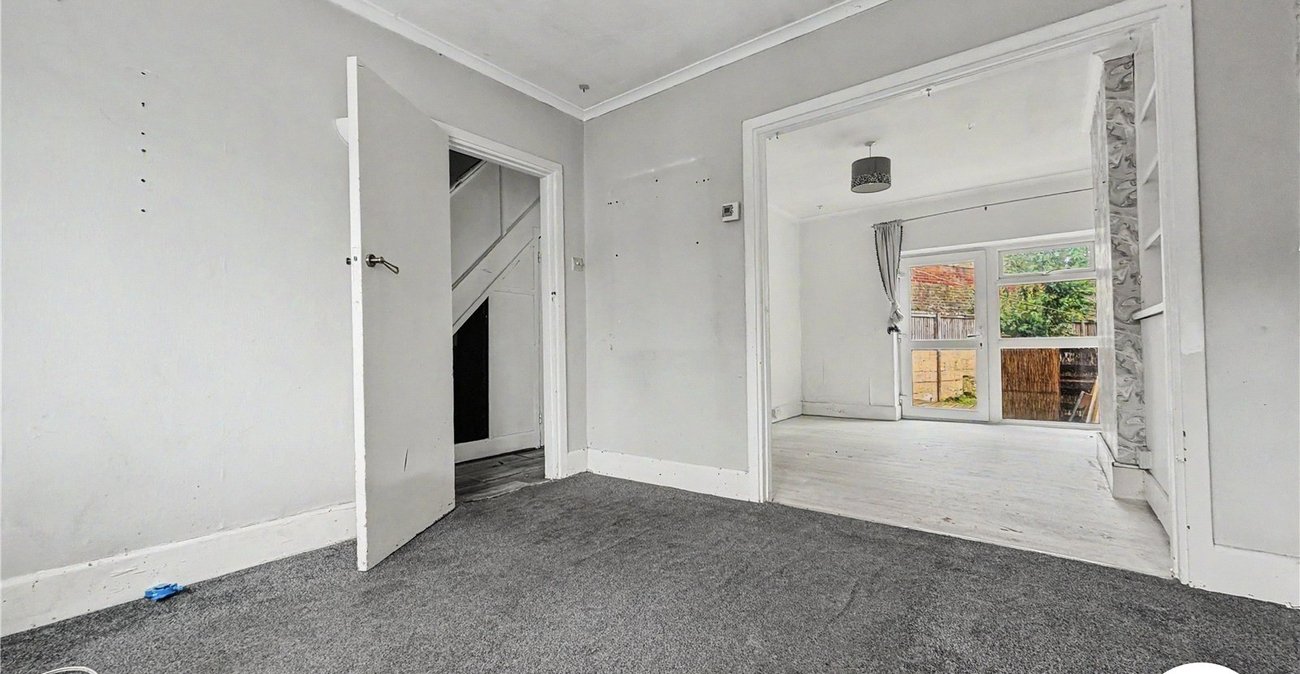 3 bedroom house for sale in Rochester | Robinson Michael & Jackson