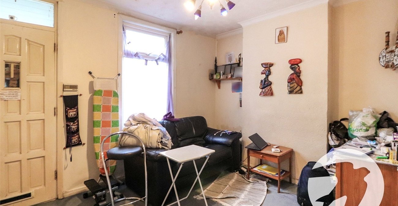2 bedroom house for sale in Erith | Robinson Jackson