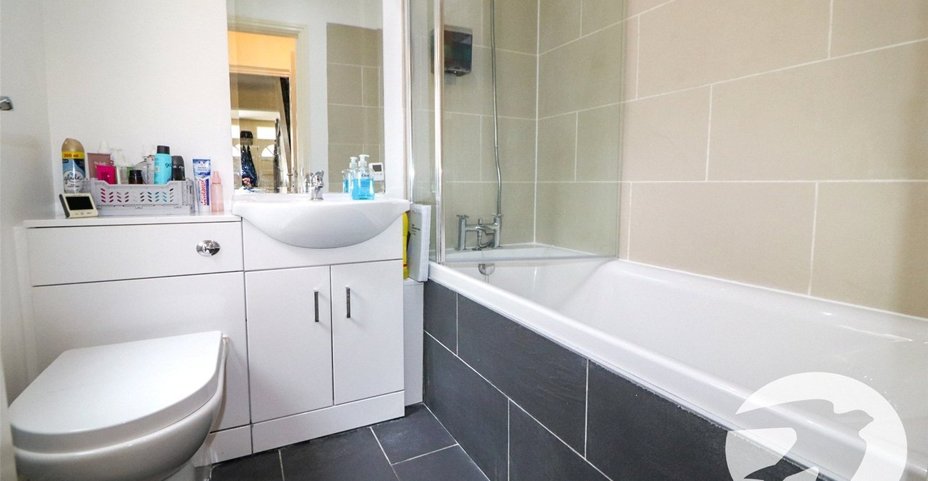 2 bedroom house for sale in Erith | Robinson Jackson
