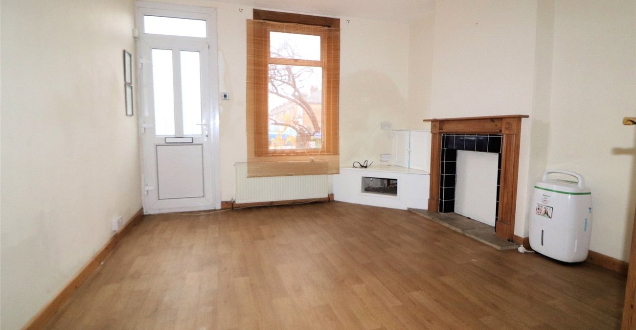 2 bedroom house for sale in Erith | Robinson Jackson