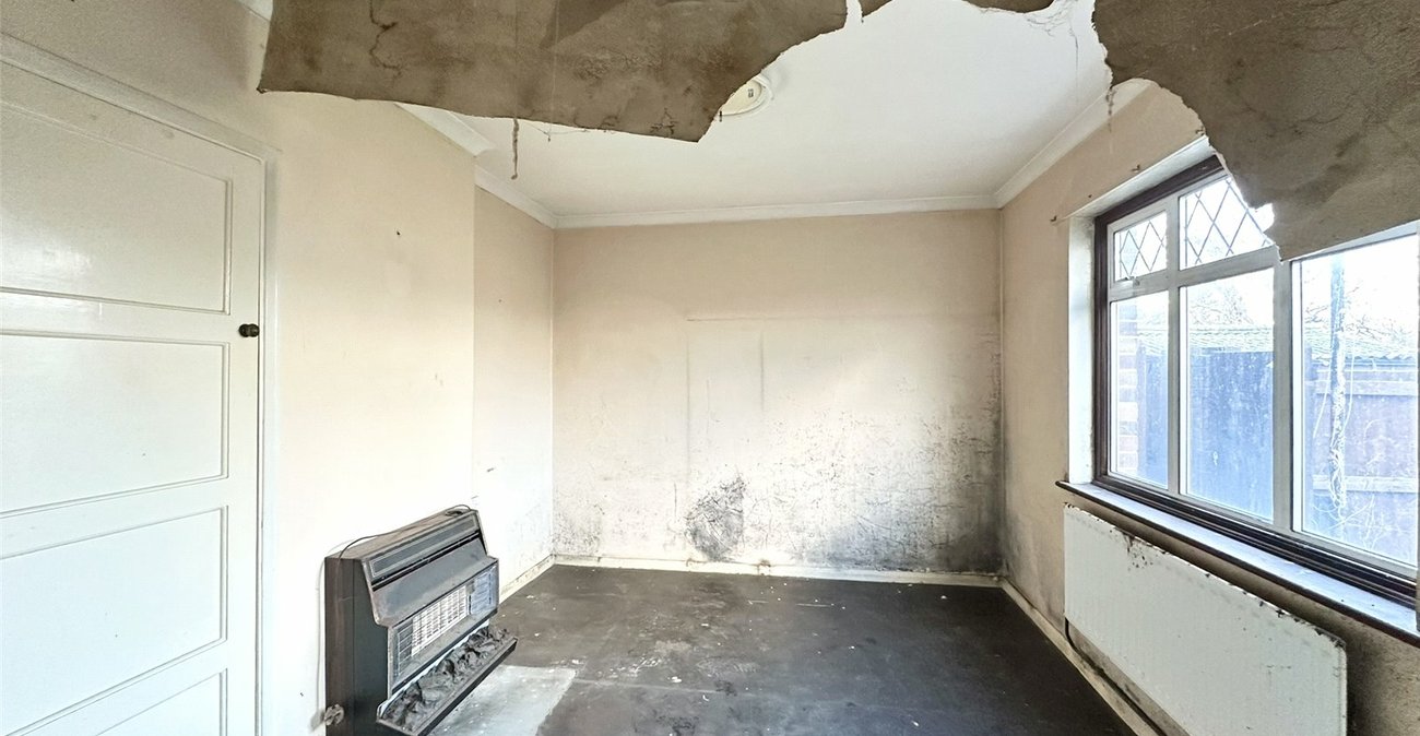 3 bedroom house for sale in Swanscombe | Robinson Jackson