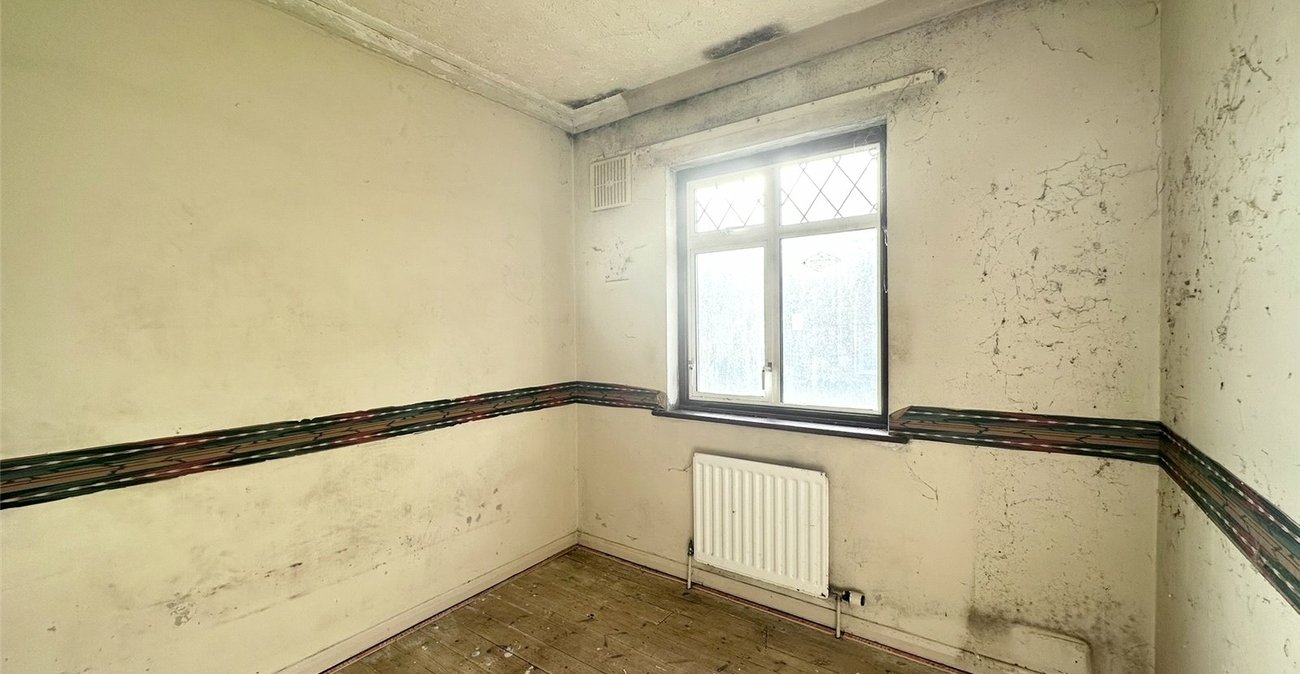 3 bedroom house for sale in Swanscombe | Robinson Jackson