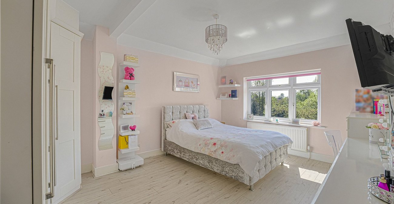 4 bedroom house for sale in Bexley | Robinson Jackson