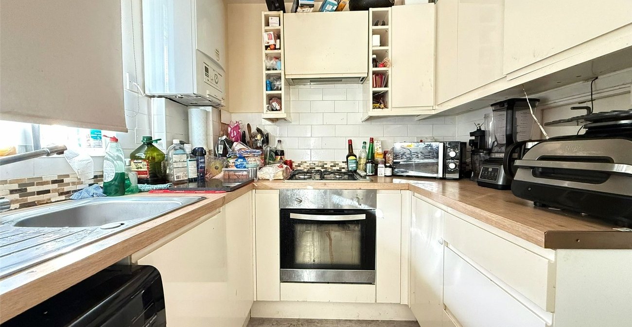 2 bedroom house for sale in Thamesmead | Robinson Jackson