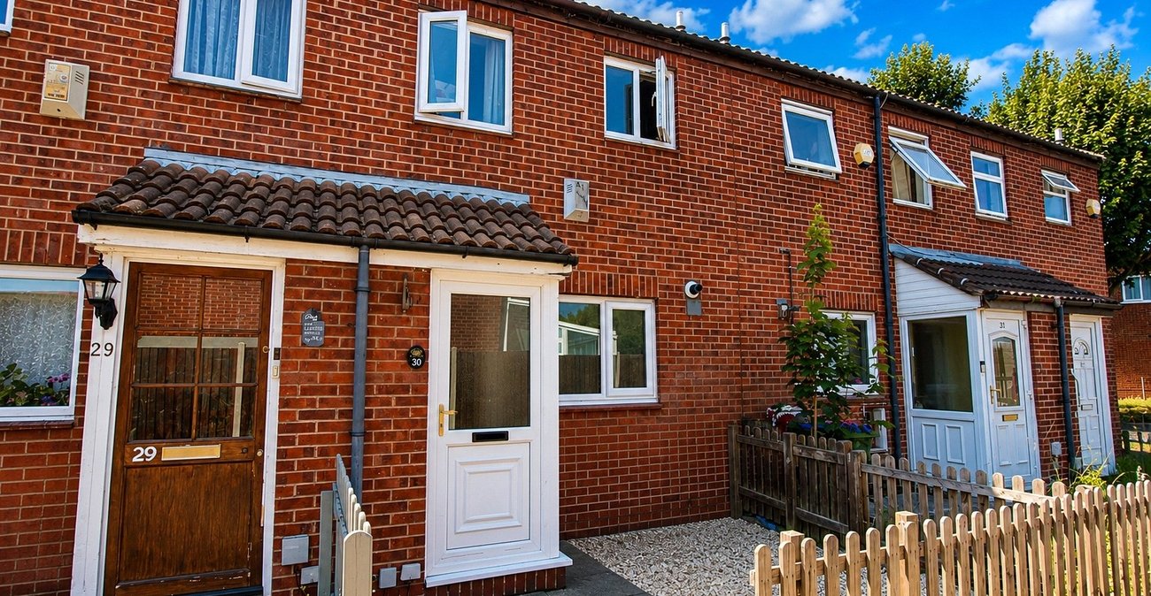 2 bedroom house for sale in Thamesmead | Robinson Jackson
