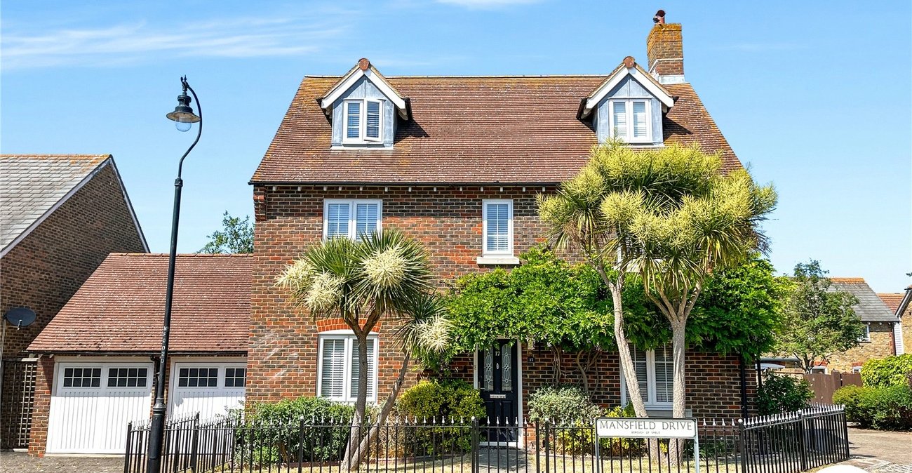 5 bedroom house for sale in Iwade | Robinson Michael & Jackson