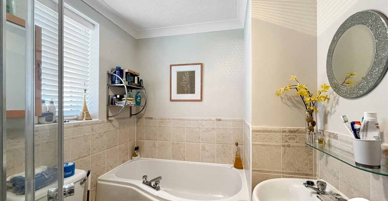 5 bedroom house for sale in Iwade | Robinson Michael & Jackson