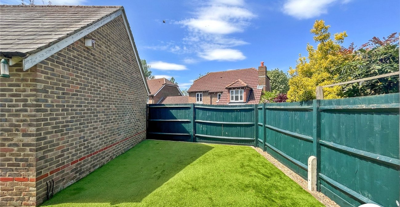 2 bedroom house for sale in Iwade | Robinson Michael & Jackson