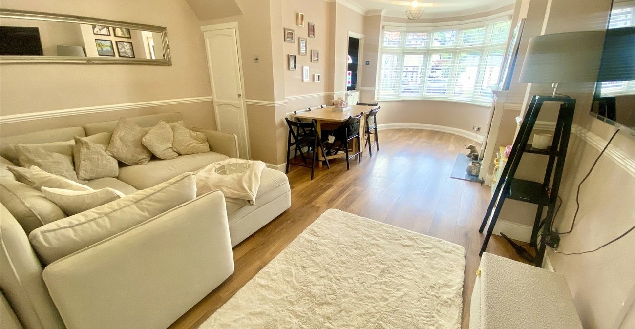 2 bedroom house for sale in Sidcup | Robinson Jackson