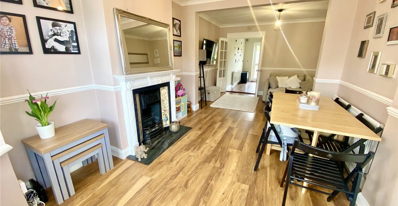 2 bedroom house for sale in Sidcup | Robinson Jackson