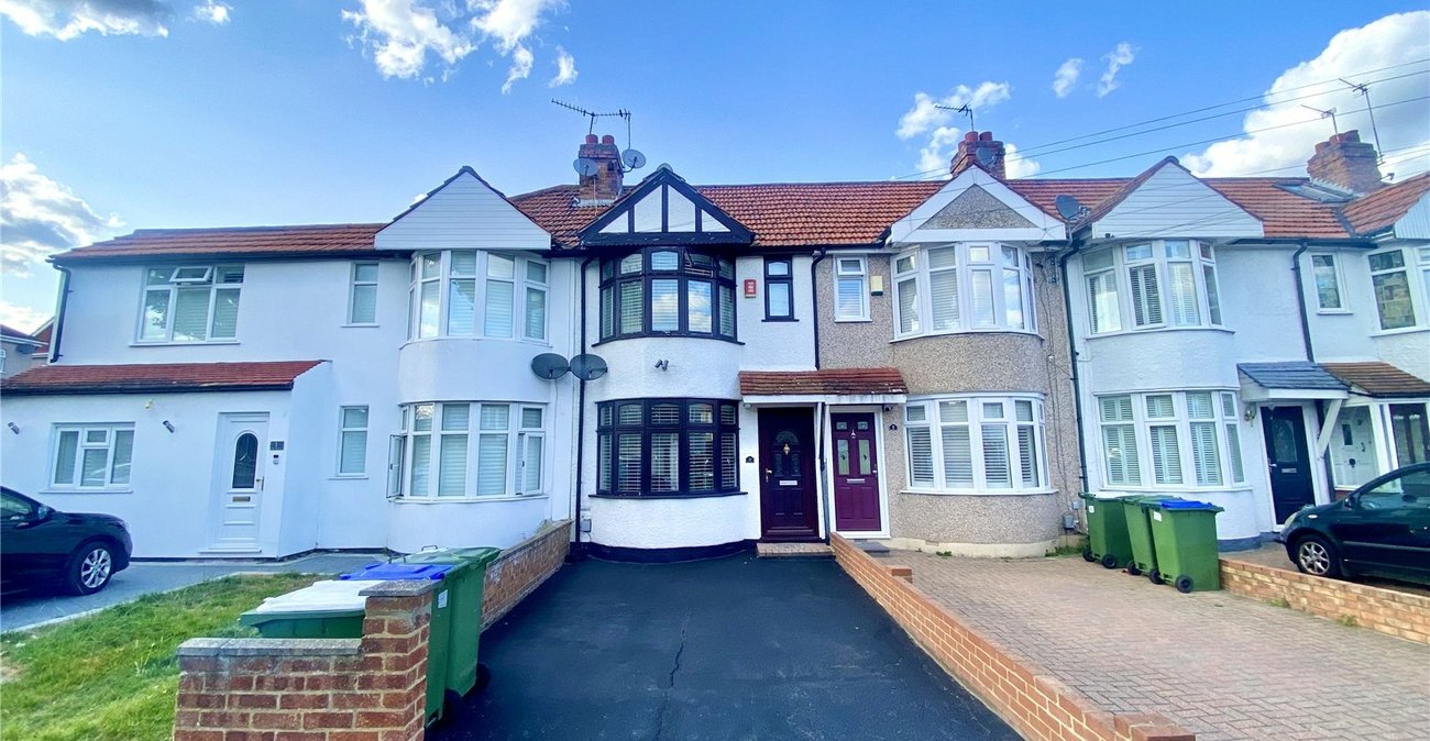 2 bedroom house for sale in Sidcup | Robinson Jackson