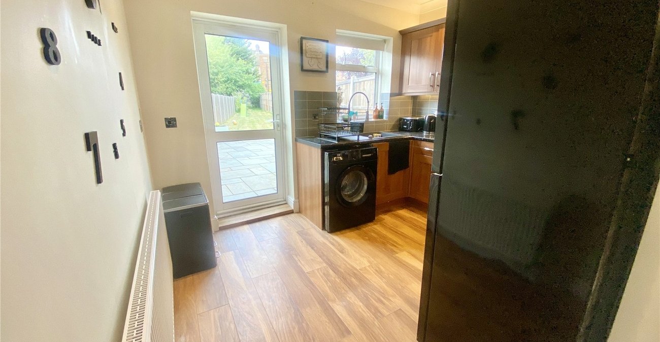 2 bedroom house for sale in Sidcup | Robinson Jackson