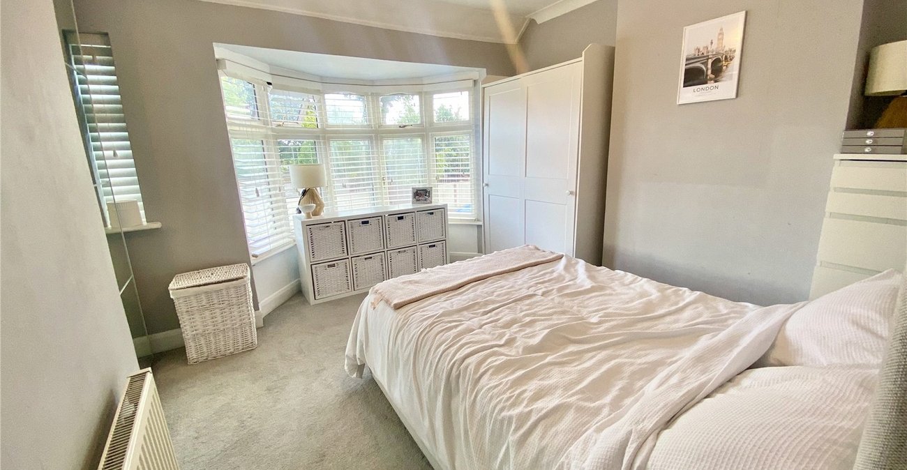 2 bedroom house for sale in Sidcup | Robinson Jackson