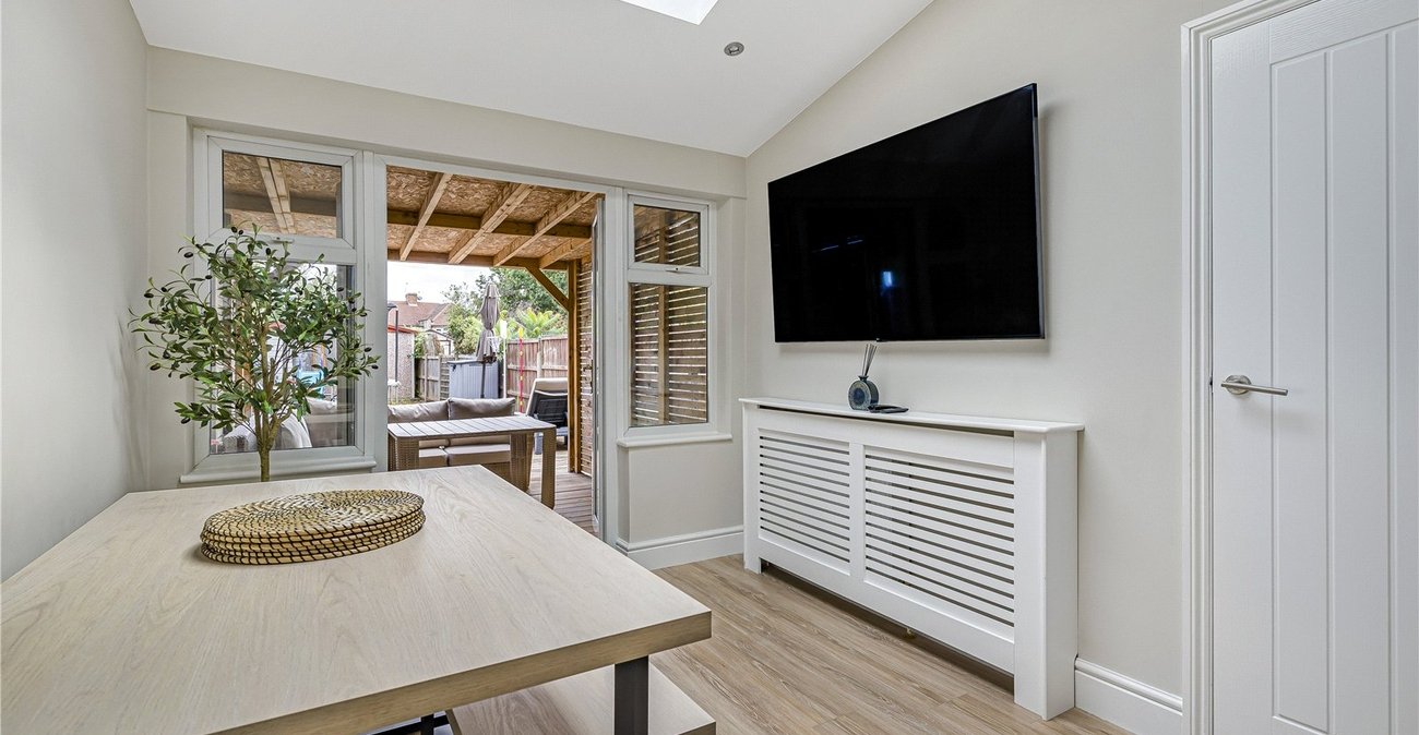 2 bedroom house for sale in Sidcup | Robinson Jackson